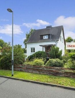 IMMOBERLIN.DE - Sehr sympathisches Einfamilienhaus mit paradiesischem Südwestgarten in Wohlfühllage - Teltow