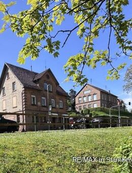 Am Eingang zum Kloster Maulbronn - Haus mit Restaurant, Pension und Wohnung - Maulbronn