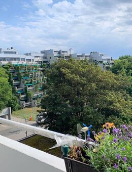 Eleganz in Bogenhausen - Stilvolle 1-Zimmer-Wohnung mit Balkon und TG-Stellplatz in Toplage - München