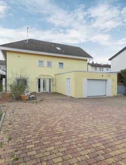 Großzügiges Einfamilienhaus in ruhiger Lage - Birkenfeld (Baden-Württemberg)