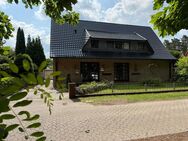 Vielseitiges Zweifamilienhaus mit solider Bausubstanz mitten im Grünen! - Weyhe