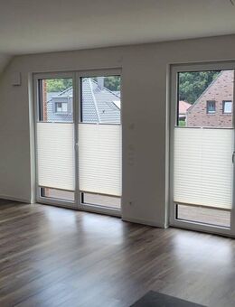 *** AGATHENBURG/ALTES LAND * SCHÖNES 3 ZIMMER NEUBAU DACHSTUDIO * GROßER SONNIGER BALKON * EBK * VOLLBAD * STELLPLATZ *** - Agathenburg
