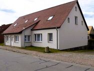 großzügiges und gepflegtes Doppelhaus zwischen Neustrelitz und Wesenberg - Userin