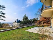 Traumhafte Aussicht über Dresden - Stilvolle 4,5-Zimmer-Wohnung mit 3 Terrassen, großem Garten, Einbauküche und eigener Garage! - Dresden