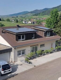 2 Zi.-Whg mit 62 m² in erstklassiger Lage von Bühl: technischer Topzustand & traumhafter Ausblick - Bühl