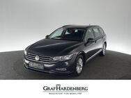 VW Passat Variant, 1.5 TSI Business, Jahr 2023 - Aach (Baden-Württemberg)