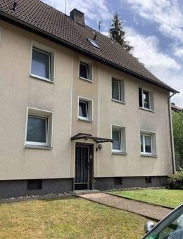 WG geeignet: 2 renovierte Zimmer mit großer Wohnküche in Geheimtiplage von Kupferdreh - Essen