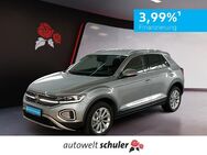 VW T-Roc, 1.0 TSI Style, Jahr 2022 - Zimmern (Rottweil)