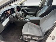 VW Passat Variant, 1.5 Business e OPF, Jahr 2024 - Reutlingen