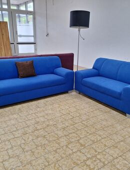 Jetzt Neu Sitzgruppe Blau mit Federkern als 2er 3er für nur 549 Euro - Barßel