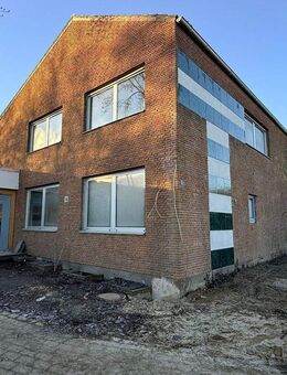 Neubaufeeling im sanierten Haus: Singlewohnung mit Stellplatz in Ankum - Ankum