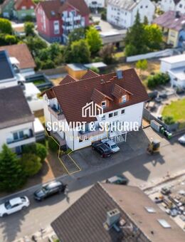 Große Maisonette-Wohnung mit Balkon und Stellplatz - Forst (Baden-Württemberg)
