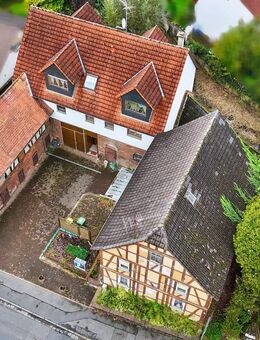Einzigartiges Immobilienensemble: 2 Wohnhäuser, Nebengebäude & großer Hof auf einem Grundstück - Ortenberg (Hessen)