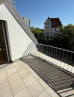 ***SOFORT EINZIEHEN!*** 3 Zi. im 1. und 2. Dachgeschoss mit Loggia in HHL Tübingen - Tübingen