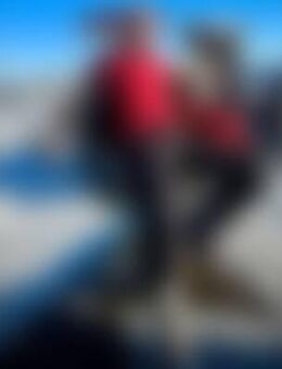 Dom*** - Grub (Forst)