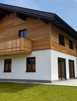 energieeffiziente Neubau-Doppelhaushälfte mit bezauberndem Garten und Garage in Ohlstadt bei Murnau - Ohlstadt