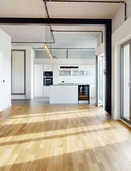 Penthouse mit 360°-Panoramablick und direktem Zugang zum Lietzensee - Berlin