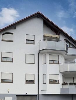 Vermietete 3,5-Zimmer-Dachgeschosswohnung mit Balkon, Keller und Tiefgaragenplatz - Esslingen (Neckar)
