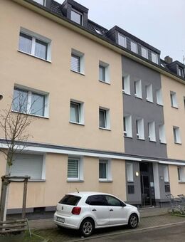 Klasse 2-Zimmer-Wohnung mit Balkon, komplett renoviert! - Essen