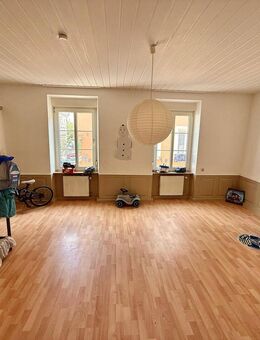 Charmante Altbauwohnung mitten in der Innenstadt - 3 Zimmer + große Wohnküche - für Stadtliebhaber - Landau (Pfalz)