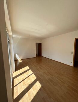 ** Geräumige 3-Zimmerwohnung unweit des Marktes ** - Bischofswerda
