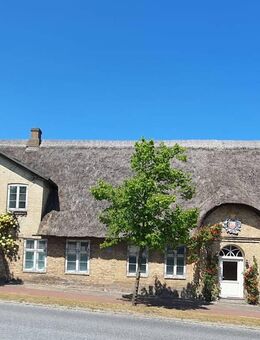 Traumhafte Dachgeschosswohnung im Reetdachhaus mit Gartenanteil - Fleckeby