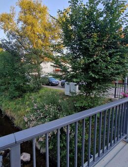 Kapitalanleger und Eigennutzer: helle 2-Zimmerwohnung -nähe Bahnhof BAD-Oos - Baden-Baden