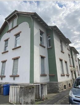 Schöne 2-Zi-Wohnung mit großem Balkon - Oberursel (Taunus)