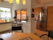 SCHÖNE 3 ZIMMERWOHNUNG in top gepflegtem 3-FAMILIENHAUS in DREIEICH-SPRENDLINGEN zzgl. Homeoffice-Bereich - Dreieich