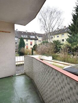 Wohnen mit Balkon! Renovierte 2-Zimmer-Whg in Essen-Altendorf - Essen