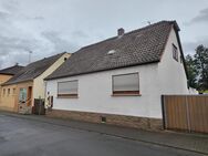 Einfamilienhaus mit Ausbaupotential in Kleinheubach - Kleinheubach