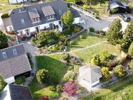 Romantisches Anwesen auf großem Grundstück – mit Wohnhaus und zwei separaten Nebengebäuden zum Wohnen und Vermieten… - Sagard