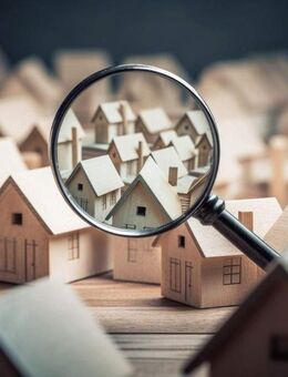 Top-Anlageobjekt Nähe Neukirchen v.W.: Haus mit 10 Wohnungen, voll vermietet, PV-Anlage - Neukirchen (Wald)