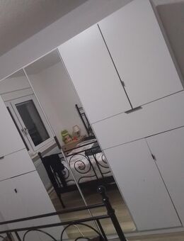 Kleiderschrank zu verkaufen - Sankt Georgen (Schwarzwald) Zentrum