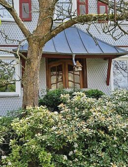 Charmantes großzügiges Fachwerkhaus, ein romantischer Garten und ein Hexenhaus, provisionsfrei - Biebergemünd