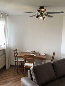 Charmante Wohnung mit Balkon und TG-Stellplatz - Nürnberg
