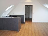 Tolle Dachgeschoss Wohnung mit 2 Schlafzimmern im wunderschönen Westfeld bei Schmallenberg/Winterberg - Schmallenberg