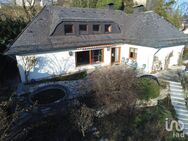 Villa mit großem Grundstück in toller Hanglage! - Sulzbach-Rosenberg