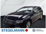 VW Passat Variant, 2.0 TDI Business, Jahr 2023 - Detmold