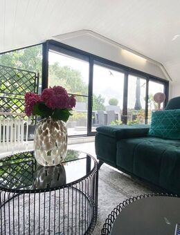 Großzügige 2-Zimmer Dachgeschosswohnung mit Balkon, Dachterrasse & Garage – Ruhige Lage in Neheim - Arnsberg