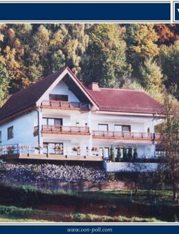 Attraktives Mehrfamilienhaus mit Ausbaupotential in Heringen OT - Heringen (Werra)