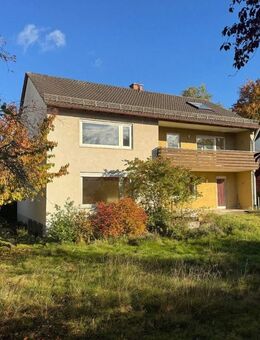 Das Haus der vielen Möglichkeiten in schöner Lage mit großem Grundstück in Nürnberg zu verkaufen - Nürnberg