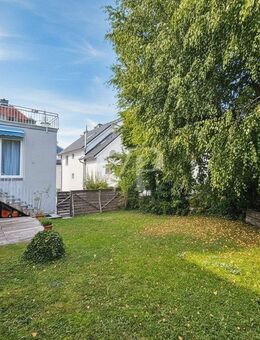 In zentraler Lage von Neu-Anspach - flexibel nutzbares, solides Wohn- und Geschäftshaus mit Garage - Neu Anspach