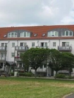 2-Raum-Wohnung mit Balkon im Erdgeschoss mit Balkon - Ohrdruf