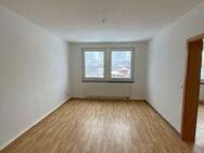 * 2-Zimmer mit Wannenbad in uninaher und ruhiger Lage an der Gartenanlage! * - Chemnitz