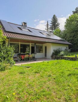 Ruhige Feldrandlage! Großzügiges Einfamilienhaus mit Garten in Pfinztal-Söllingen - Pfinztal