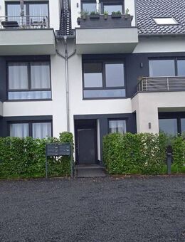 Lichtdurchflutete Etagen-Wohnung - Windeck