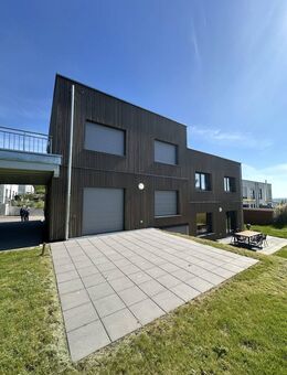 Wohnen am Stumpenhof! Moderne DHH mit großzügigem Grundstück, PV-Anlage und Luft-Wärme-Pumpe! - Plochingen