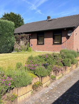 Freistehendes Einfamilienhaus mit Garage und einem Garten in Sonnenlage! - Schermbeck