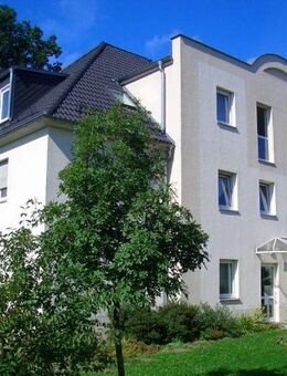 großzügig geschnittene 3-Raum-Wohnung mit Balkon - Pößneck